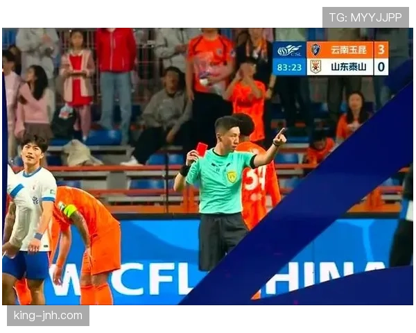 故意踢人是否一定红牌？裁判如何判定动作的恶意程度