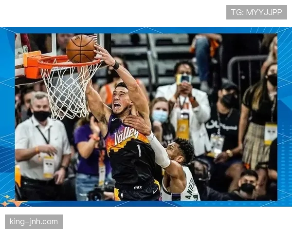 布克少单打多挡拆带动艾顿空位增多